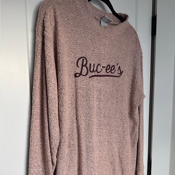 Buc-ee's Sweater Boucle Dusty Rose
Loop Black Background Burgundy - size small - Picture 2 of 9